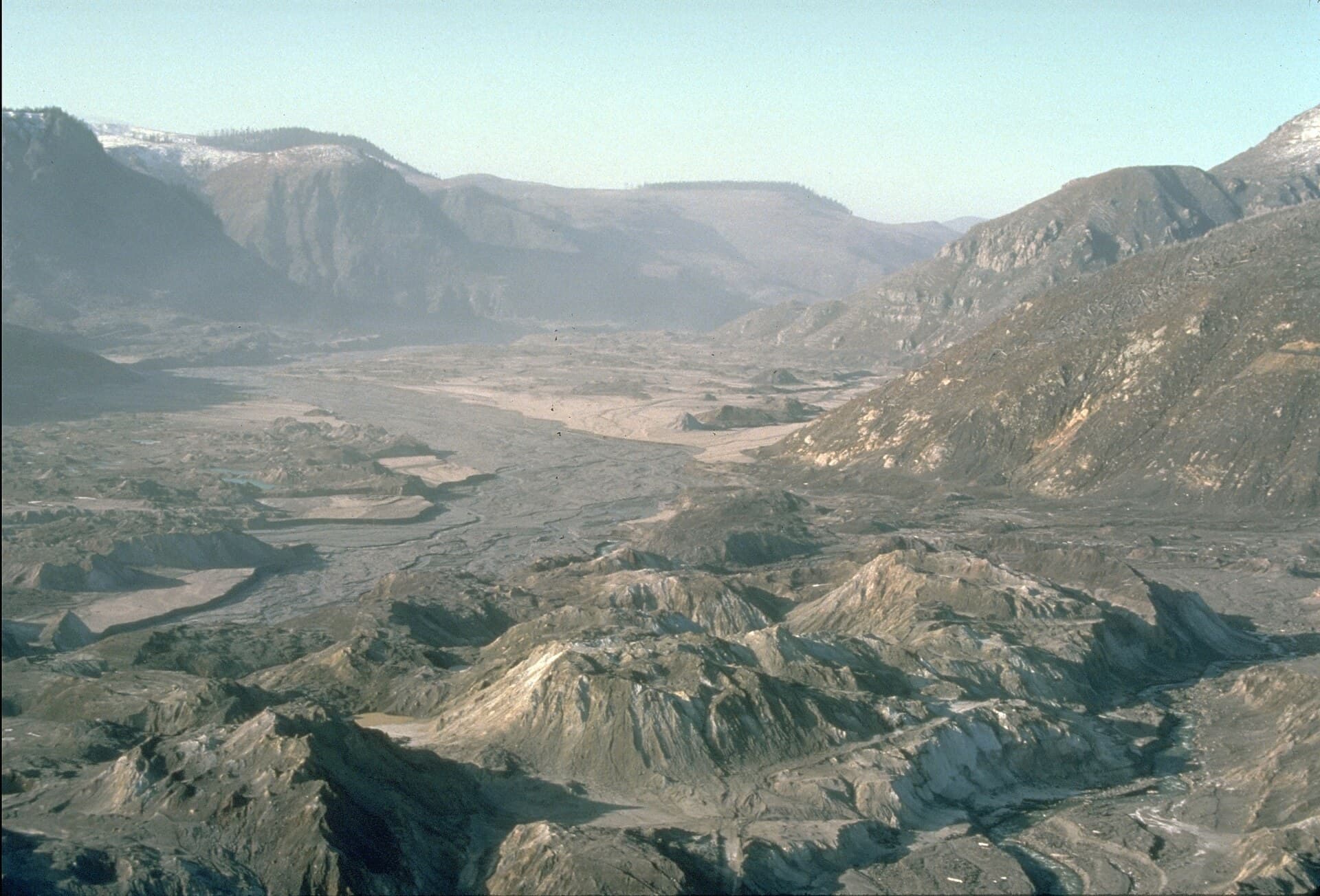 The North Fork Toutle River valley in 1983, filled with the debris avalanche from Mount St. Helens.